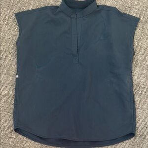 FIGS Rafaela XS shirt, dark harbor